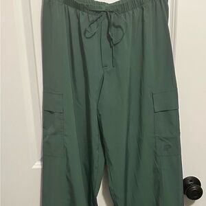 PINK Victoria's Secret Green low rise parachute Cargo Pants